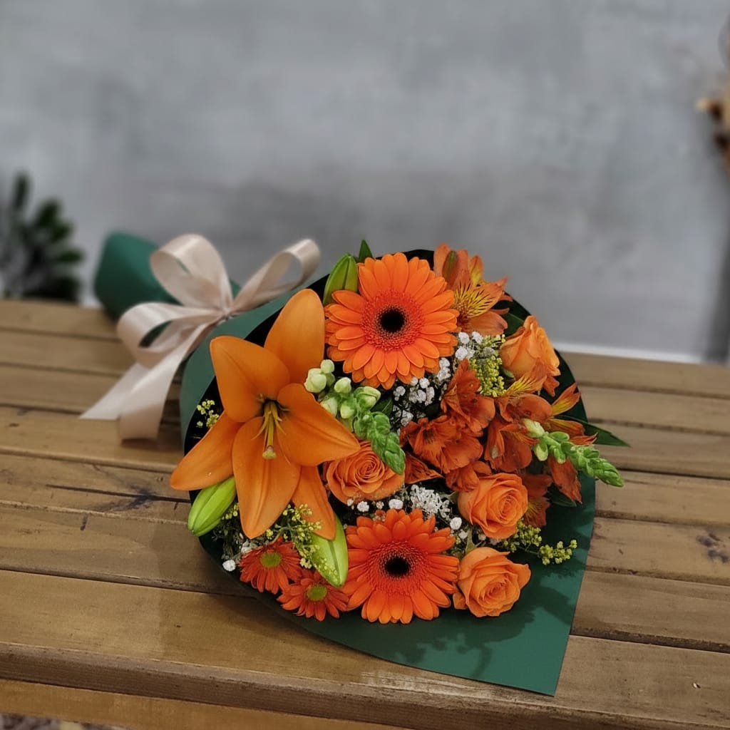 Buqu�  Flores Laranja