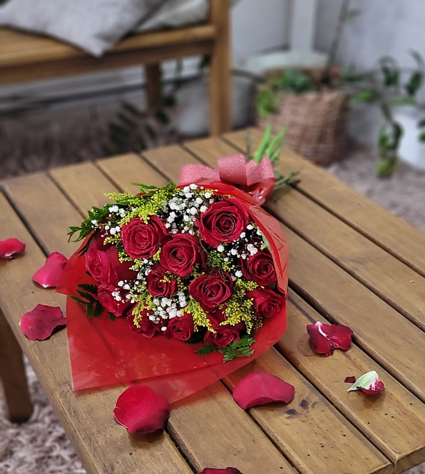 Buqu�  12 rosas 